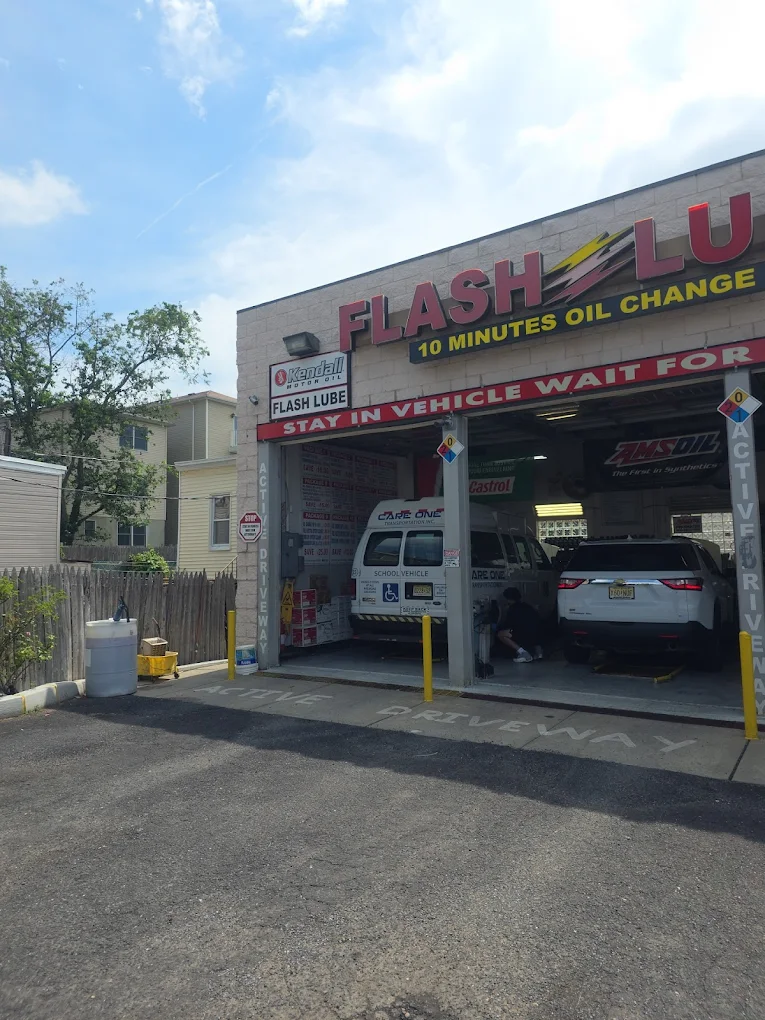 Flash Lube- Oil Changer Service in New York