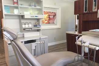Larchmont Dental Associates - Dentist in LA