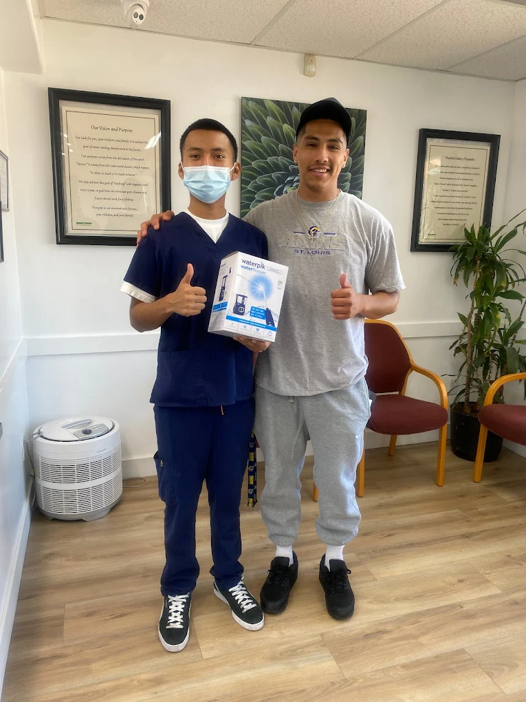 Studio Smiles - Dentist in LA