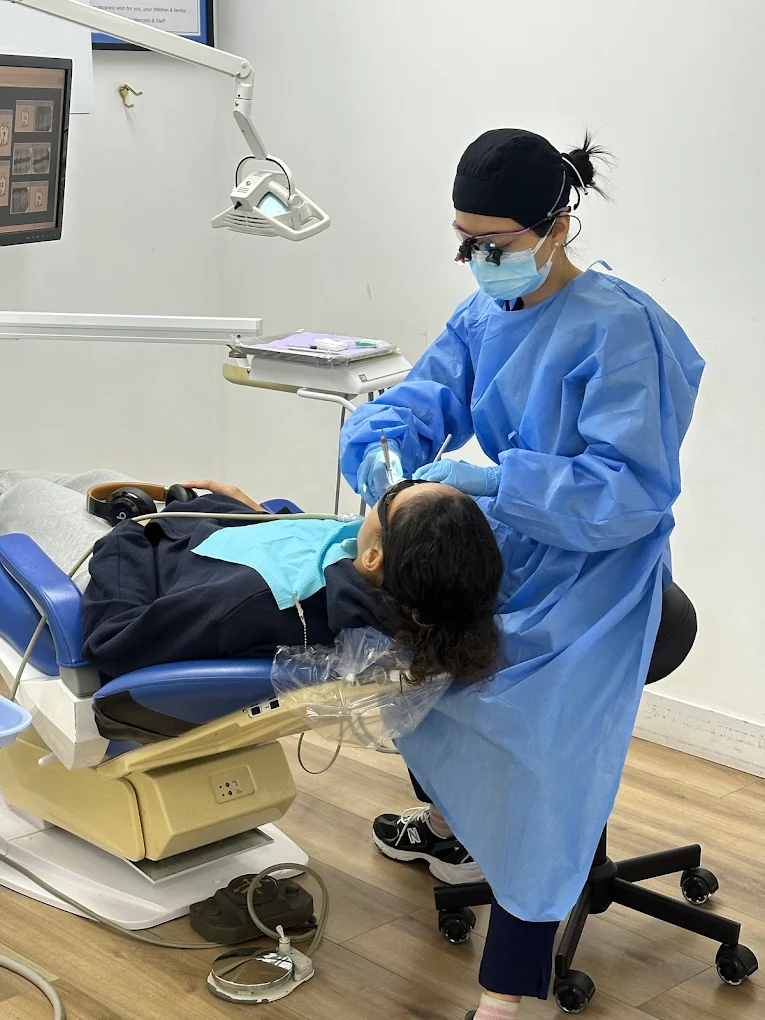 Studio Smiles - Dentist in LA