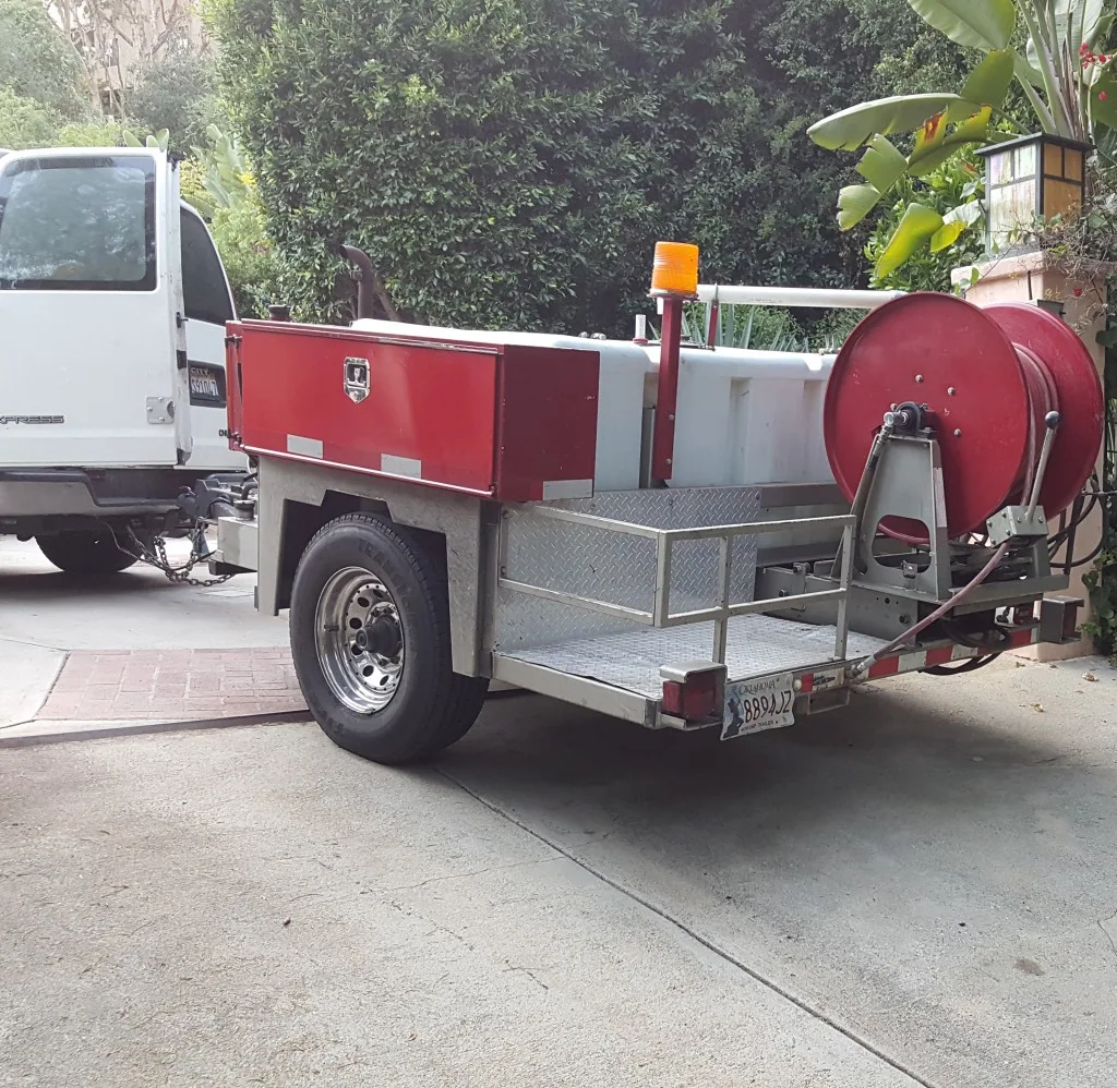 plumbing services Los Angeles, emergency plumber Los Angeles, licensed plumber LA, drain cleaning Los Angeles, water damage restoration LA, local plumbing repair Los Angeles, 24-hour plumber