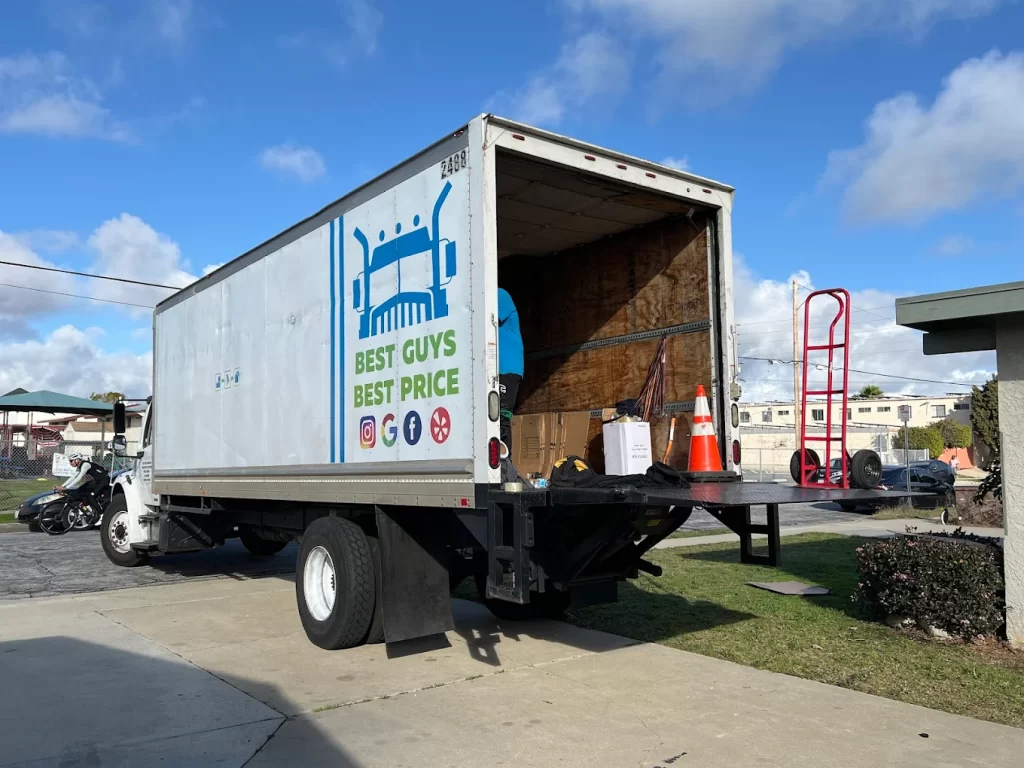 Man With A Truck Movers and Packers Los Angeles