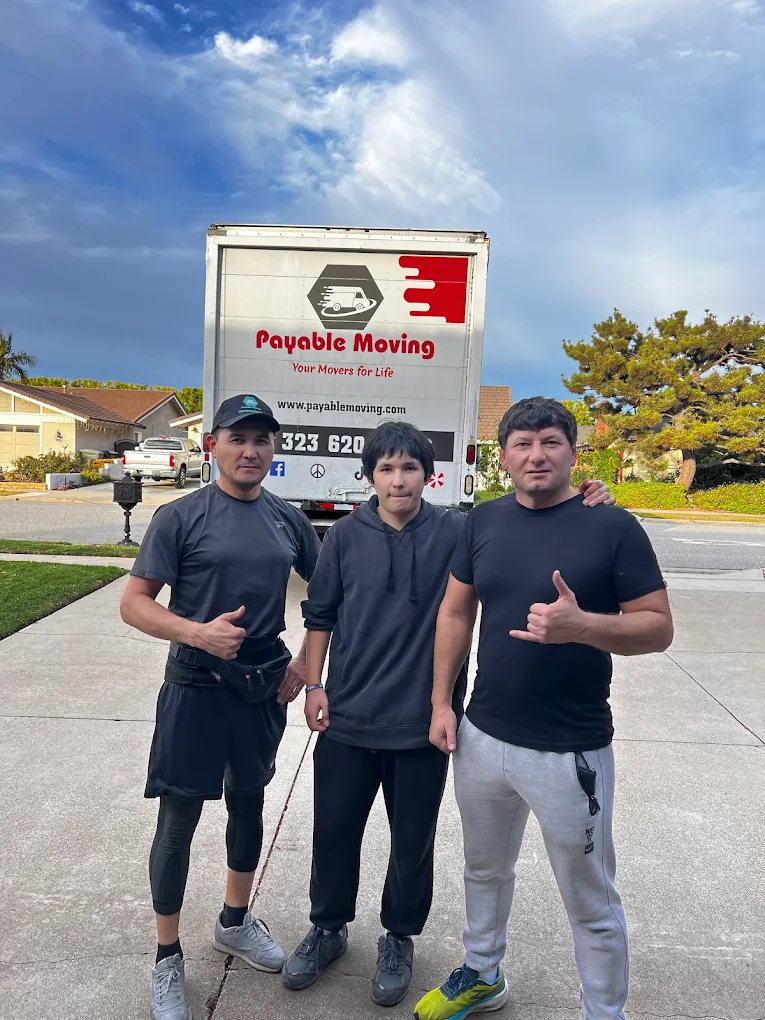 Payable moving company - plumbing services in Los Angeles