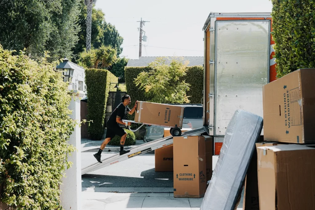 Prodigy Moving & Storage - movers and packers in LA